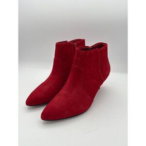 Clarks Womens Red Suede Pointed Toe Ankle Boots Size 7 Kitten Heel
